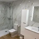 Ezaro Apartman *