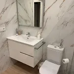 Ezaro Apartman *