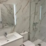 Апартаменты Ezaro *